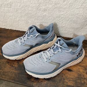 Hoka One One Womens Shoes Size 8.5 B Arahi 5 Blue Running